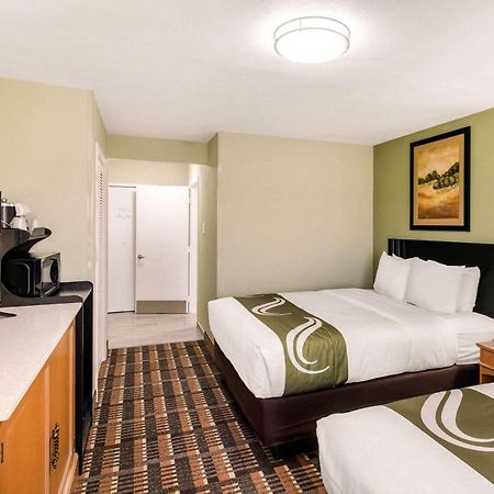 Quality Inn & Suites Plano East - Richardson Exterior foto